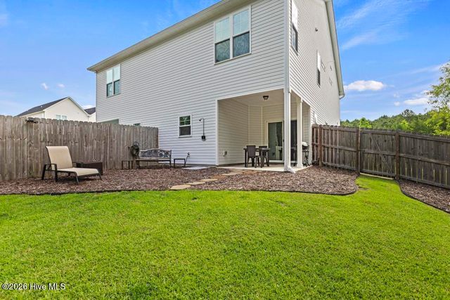 621 Winfall Drive, Holly Ridge, NC 28445