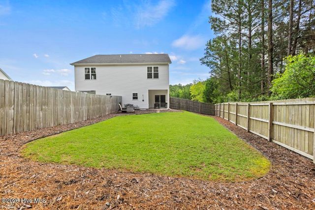 621 Winfall Drive, Holly Ridge, NC 28445