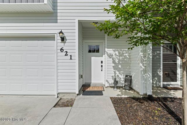 621 Winfall Drive, Holly Ridge, NC 28445