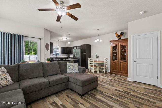 621 Winfall Drive, Holly Ridge, NC 28445