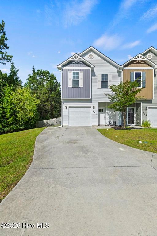 621 Winfall Drive, Holly Ridge, NC 28445