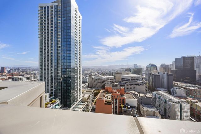 355 1st Street S2503, San Francisco, CA 94105