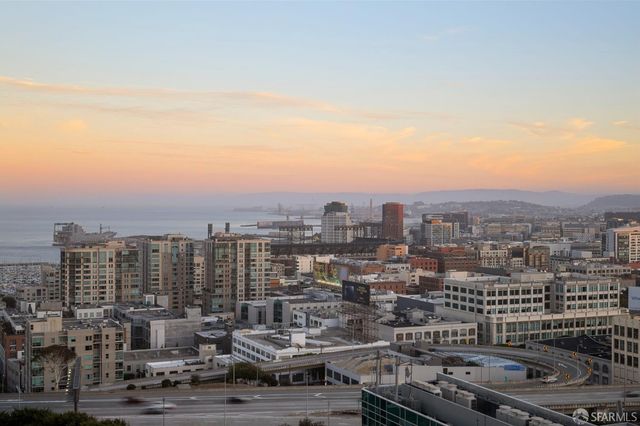 355 1st Street S2503, San Francisco, CA 94105
