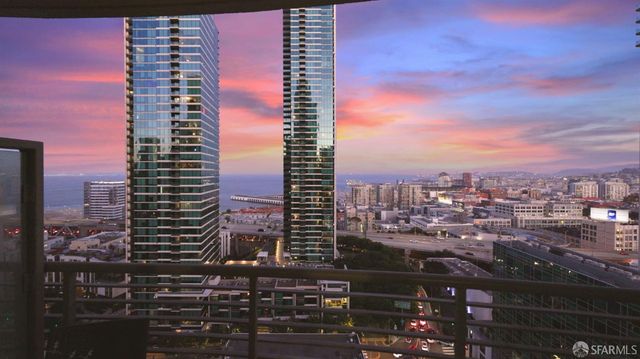 355 1st Street S2503, San Francisco, CA 94105