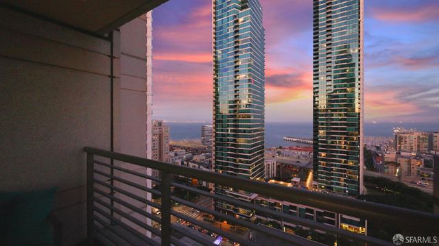 355 1st Street S2503, San Francisco, CA 94105