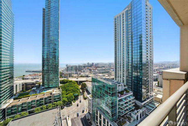 355 1st Street S2503, San Francisco, CA 94105