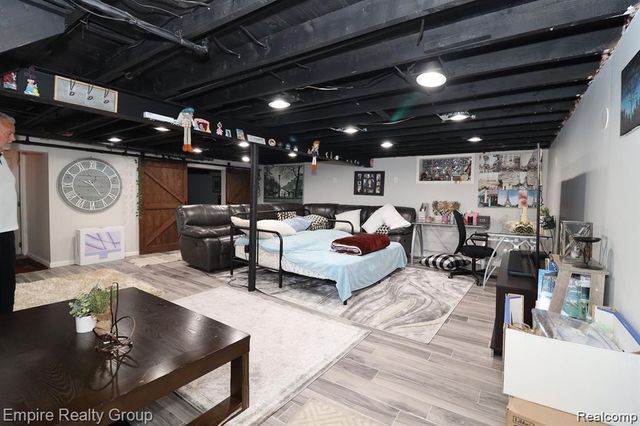 5959 Highview Street, Dearborn Heights, MI 48127