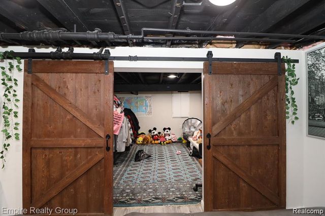 5959 Highview Street, Dearborn Heights, MI 48127