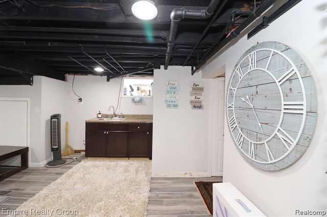 5959 Highview Street, Dearborn Heights, MI 48127