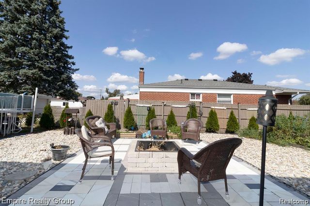 5959 Highview Street, Dearborn Heights, MI 48127