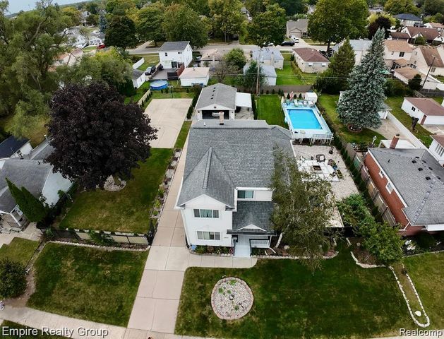 5959 Highview Street, Dearborn Heights, MI 48127