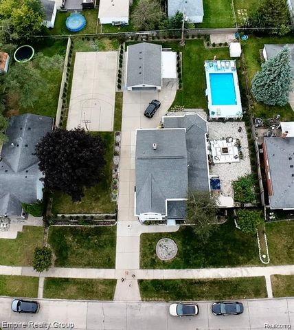 5959 Highview Street, Dearborn Heights, MI 48127