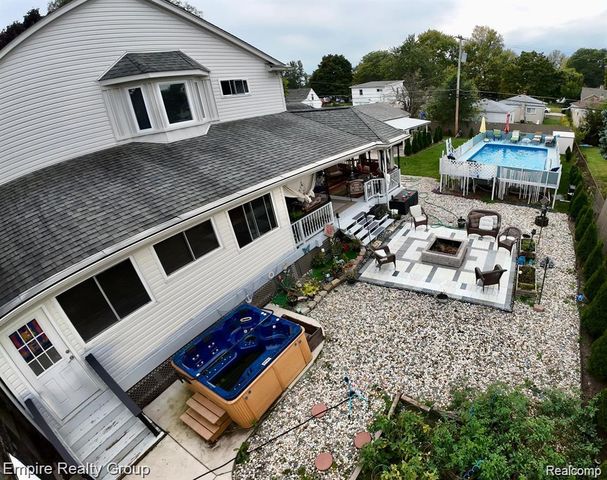 5959 Highview Street, Dearborn Heights, MI 48127