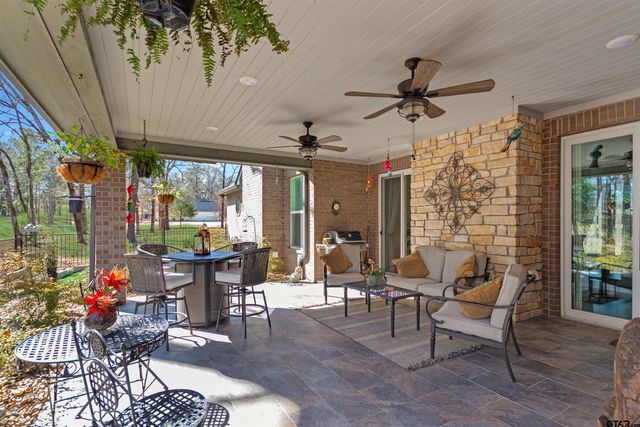 254 Easy St, Frankston, TX 75763