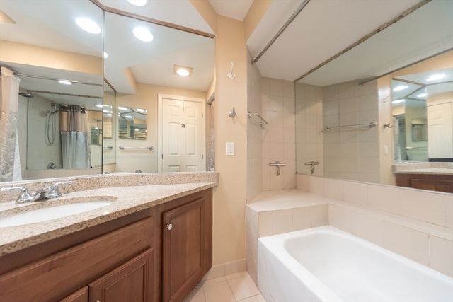 11 Canvasback Way 11, Walpole, MA 02081