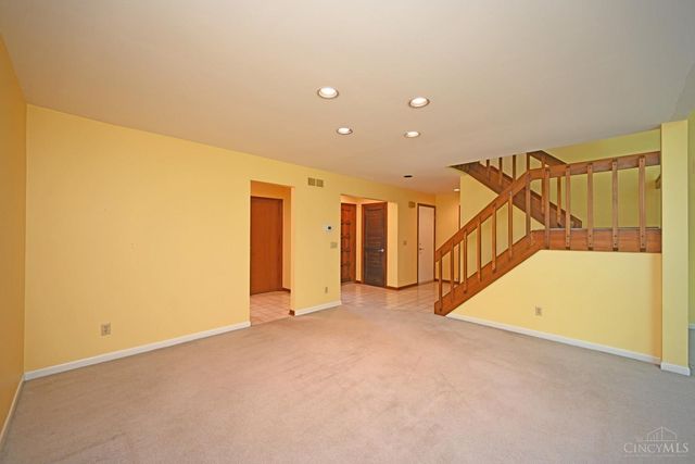 9524 Heather Court, Blue Ash, OH 45242