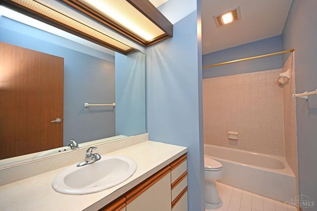 9524 Heather Court, Blue Ash, OH 45242