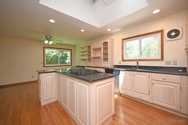 9524 Heather Court, Blue Ash, OH 45242