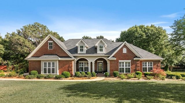 106 Haddington Park Lane, Dothan, AL 36305