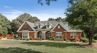 106 Haddington Park Lane, Dothan, AL 36305