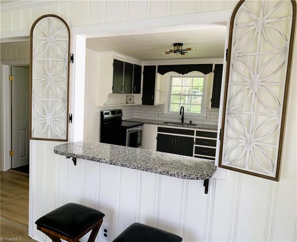 1500 Fries Drive, Winston-salem, NC 27101