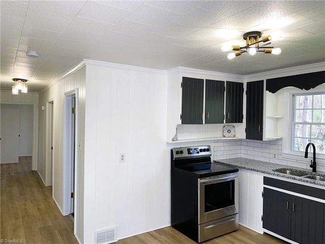 1500 Fries Drive, Winston-salem, NC 27101