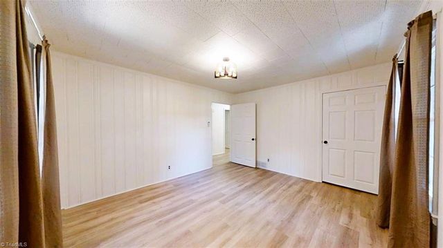 1500 Fries Drive, Winston-salem, NC 27101