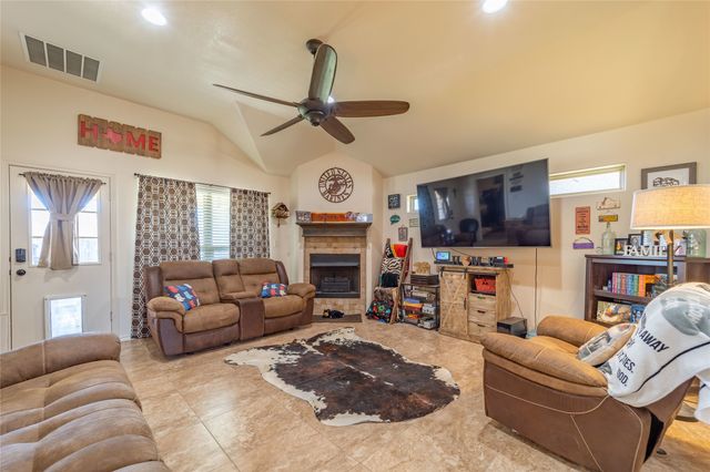 4203 Jasper Lane, Granbury, TX 76049