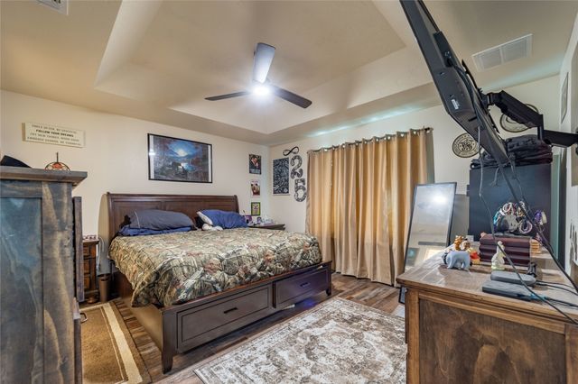 4203 Jasper Lane, Granbury, TX 76049