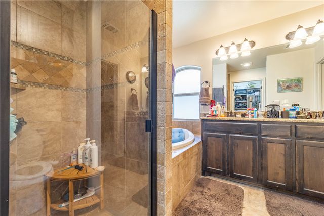 4203 Jasper Lane, Granbury, TX 76049