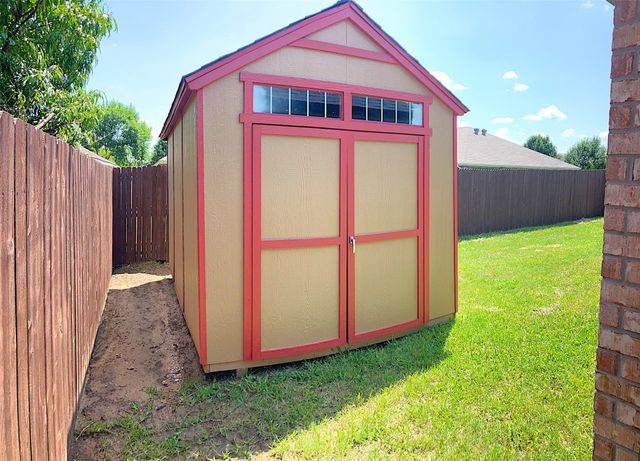 4203 Jasper Lane, Granbury, TX 76049