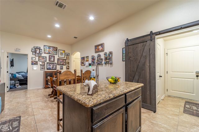 4203 Jasper Lane, Granbury, TX 76049