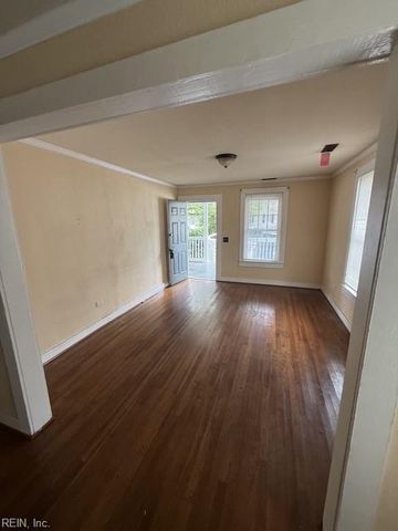 1124 West AVE, Hampton, VA 23669