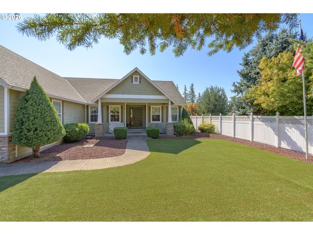 60 W TAYLOR St, Carlton, OR 97111