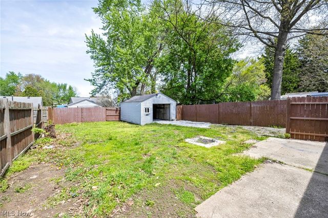 2511 Ogden Avenue, Akron, OH 44312