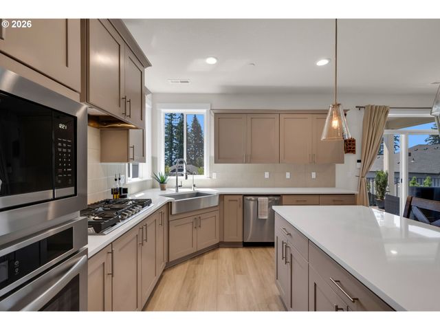 5432 N 92ND Ave, Camas, WA 98607
