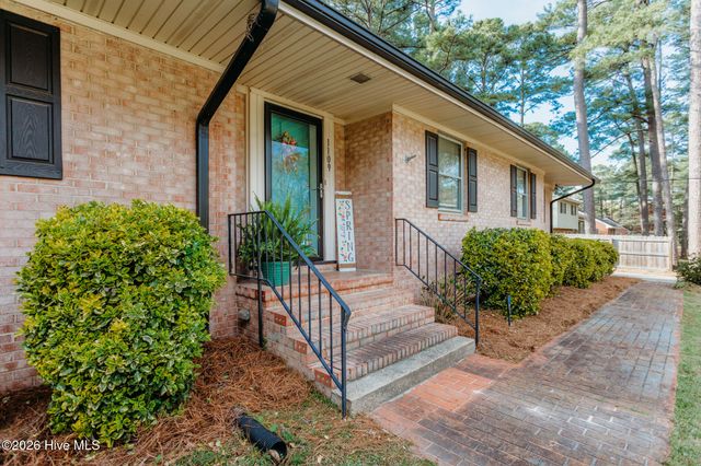 1109 Robin Hill Road NW, Wilson, NC 27896