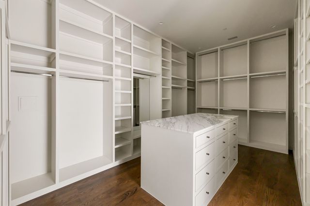 6124 Lakehurst Avenue, Dallas, TX 75230
