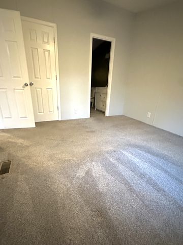 259 Floyd Dr, Smithville, TN 37166