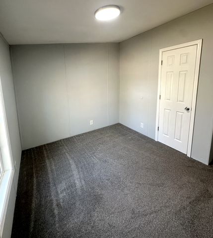 259 Floyd Dr, Smithville, TN 37166