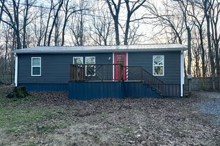 259 Floyd Dr, Smithville, TN 37166