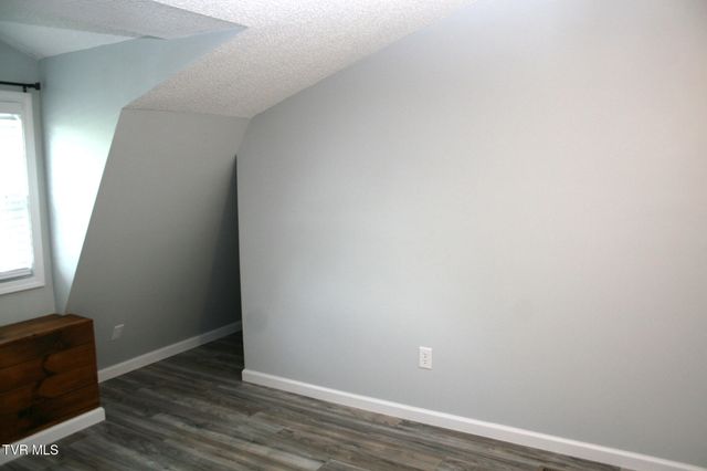 530 South Avenue, Erwin, TN 37650