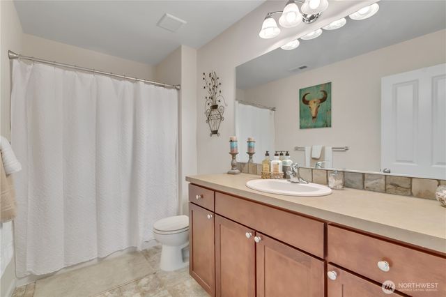 17211 83rd Avenue Ct E, Puyallup, WA 98375