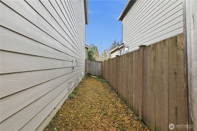 17211 83rd Avenue Ct E, Puyallup, WA 98375