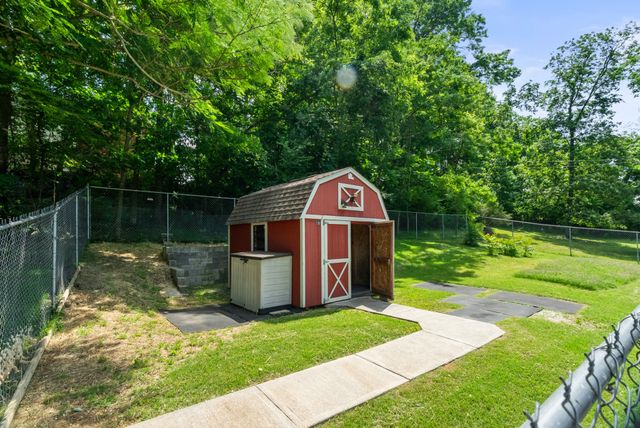 500 Moncrief Ave, Goodlettsville, TN 37072