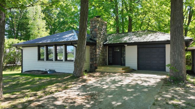 1351 Cedar Court, Gladwin, MI 48624
