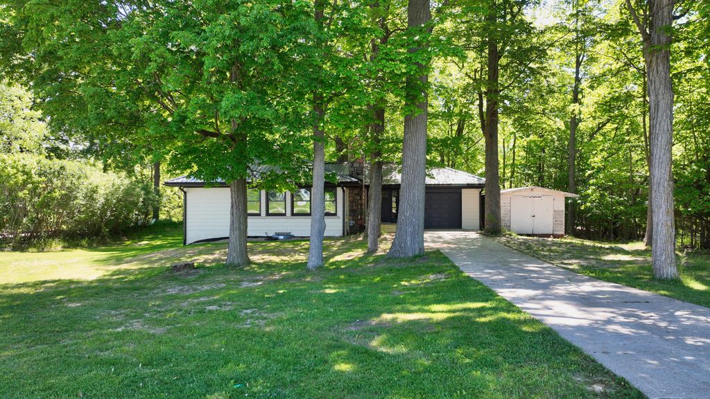 1351 Cedar Court, Gladwin, MI 48624