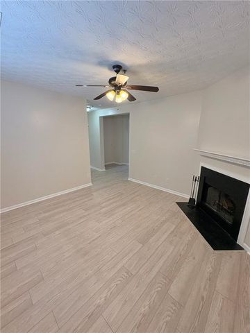 231 Village Square Drive, Woodstock, GA 30188