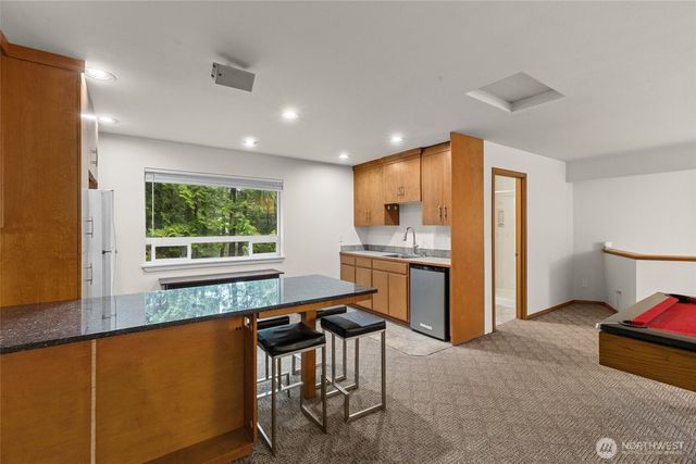 5909 164th Street SW, Lynnwood, WA 98037