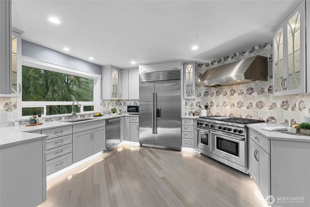 5909 164th Street SW, Lynnwood, WA 98037